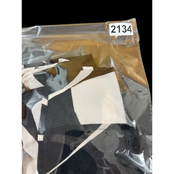 Anne Klein New York One Size Black White Floral Sheer Wrap Kimono Scarf NWT - Picture 11 of 11